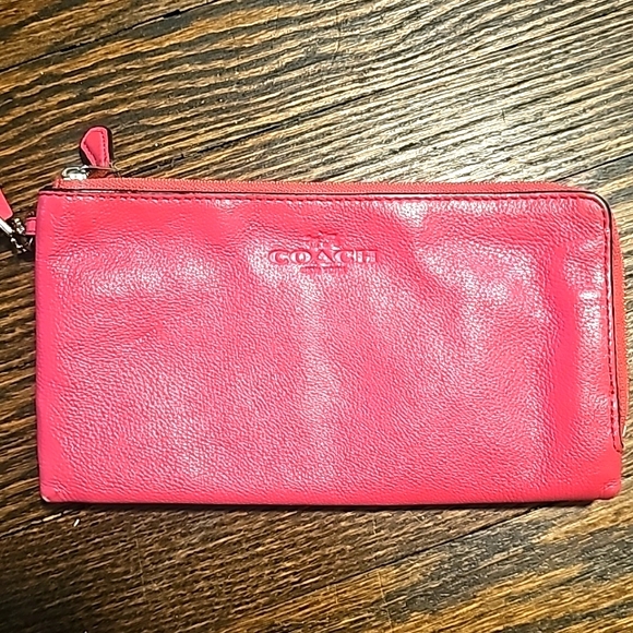 Coach Pink Leather Wallet/Wristlet, 2 Zip Separate Attached Compartments, Zip Cl - Picture 9 of 9